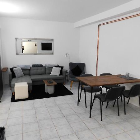 Mountain Vista Suites Zărneşti Bagian luar foto