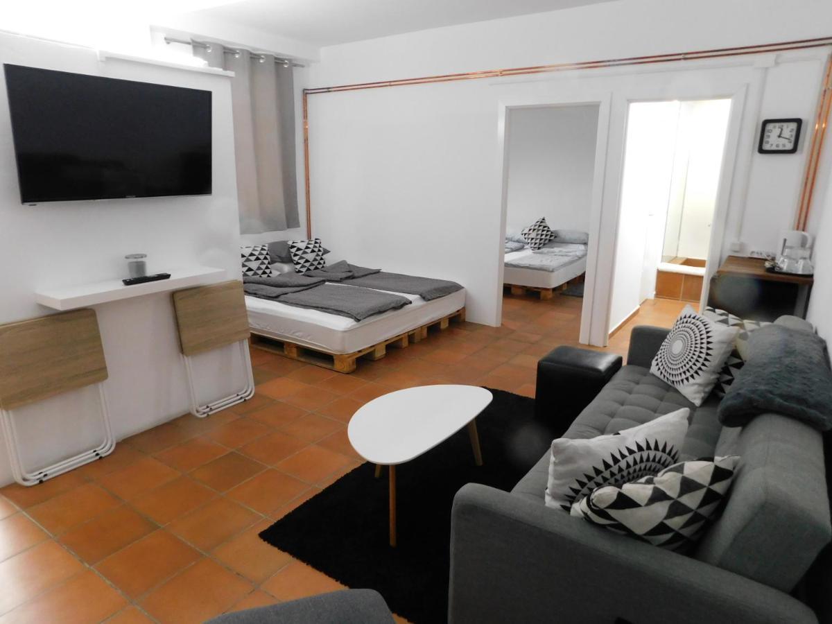 Mountain Vista Suites Zărneşti Bagian luar foto